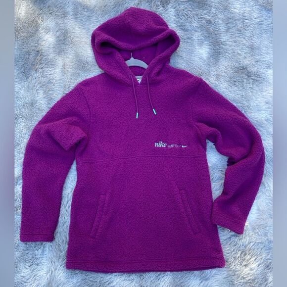 NWT Nike‎ Therma Fit Women's Large Fuschia Sherpa Hooded Pullover Hoodie - Picture 1 of 9